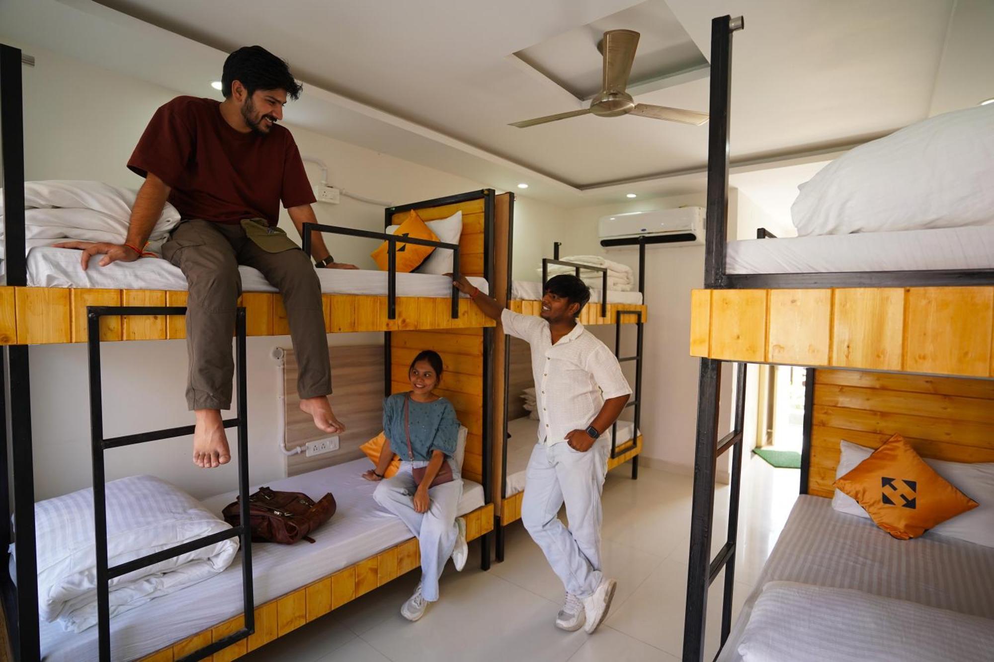 Hide-In Rishikesh, Laxman Jhula 호스텔 외부 사진